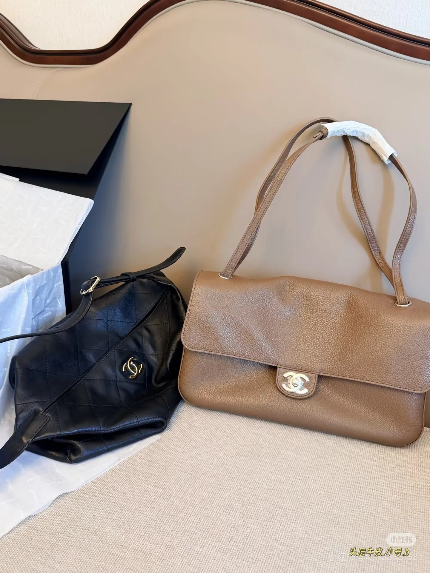 Chanel CF Grained Leather Shoulder Bag D50018533 — view 5
