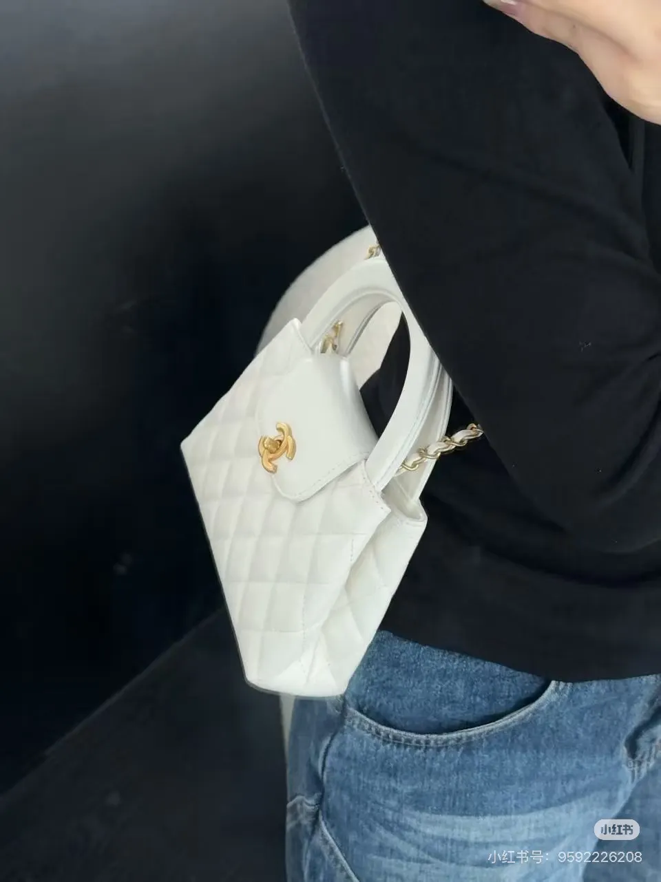 Chanel Quilted Kelly Top-Handle Bag D28018206 — view 3