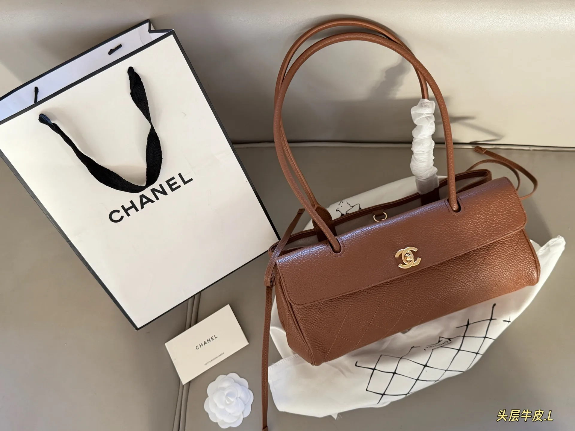 Grained Leather Baguette Shoulder Bag D41018488