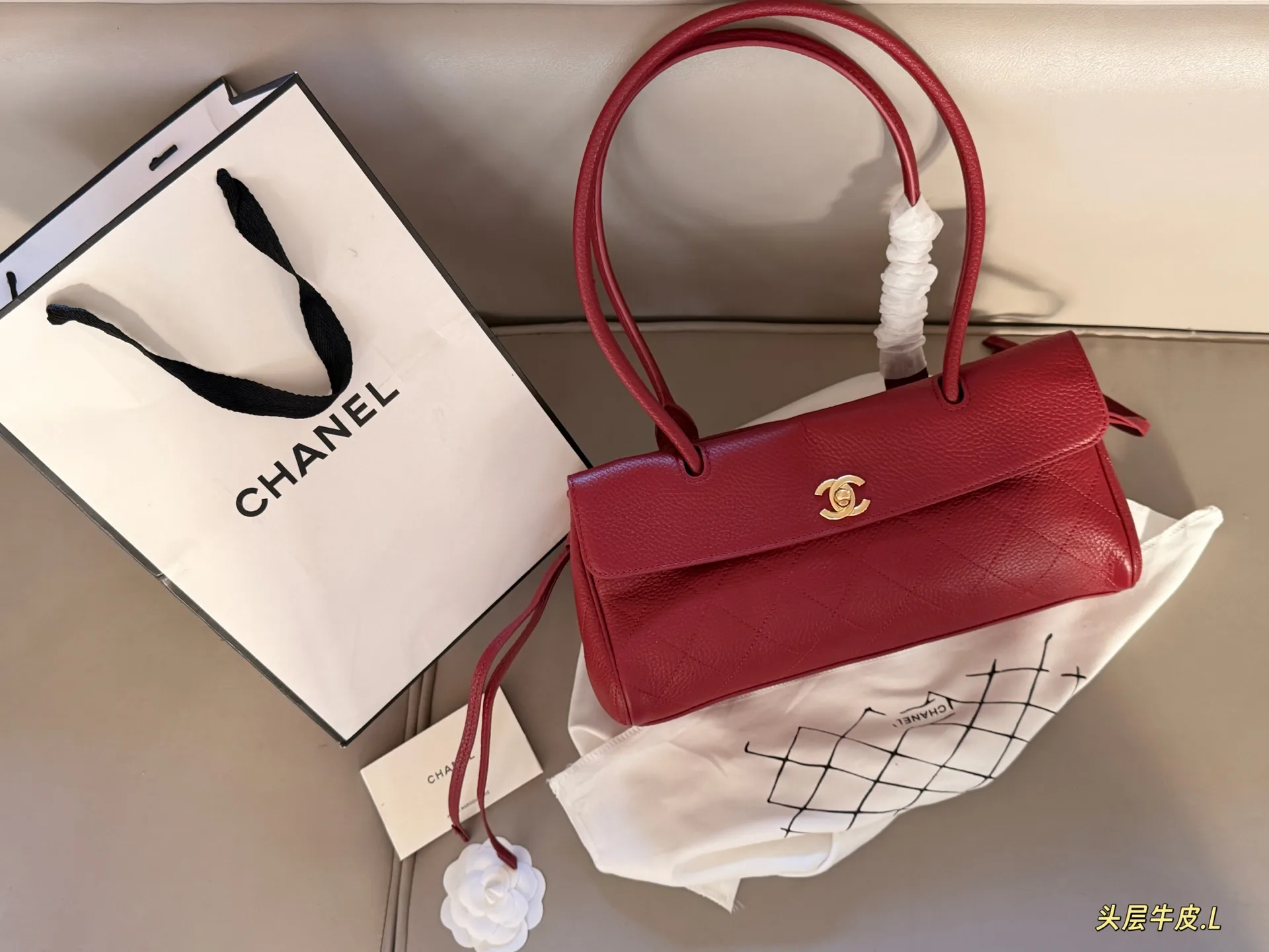 Grained Leather Baguette Shoulder Bag D41018488 — view 2