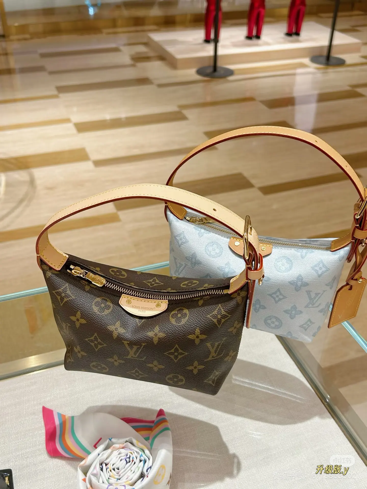 Monogram Lunchbox Bag D32018179 — view 3