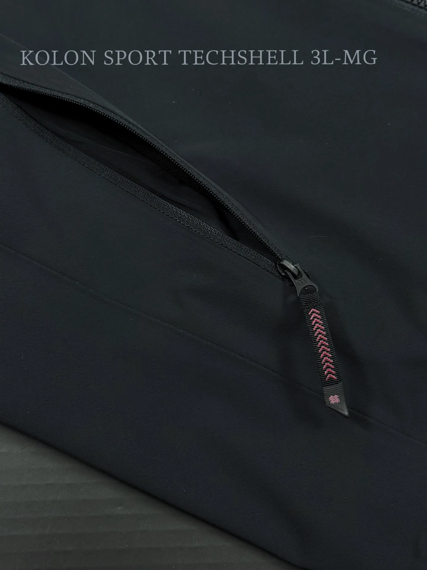 Techshell 3L Waterproof Softshell Jacket D38011489 — view 4