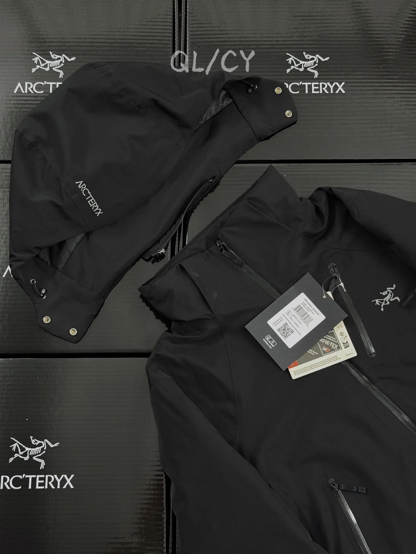 Nita Down GORE-TEX Hooded Puffer Jacket D58020961 — view 9