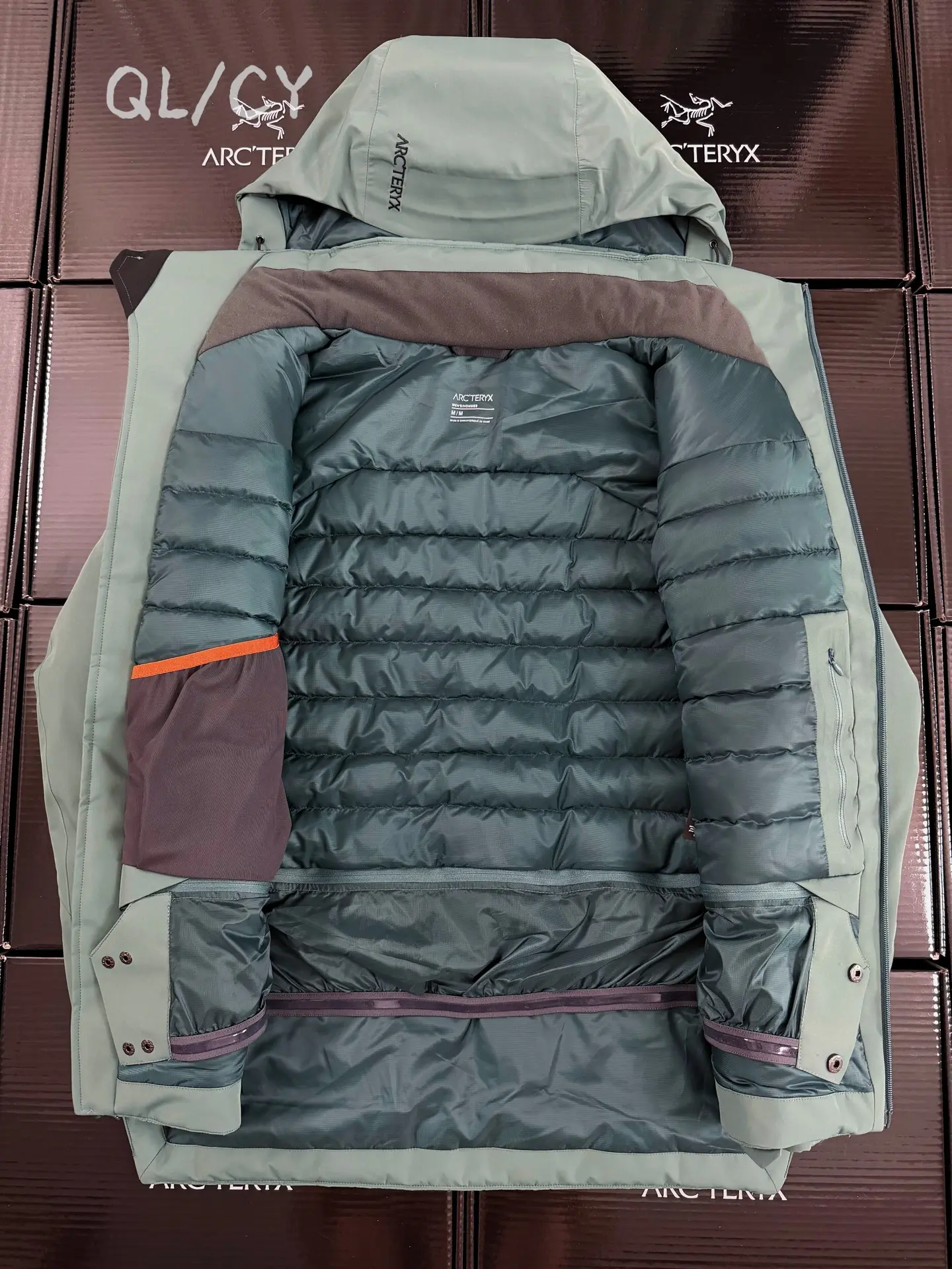 Nita Down GORE-TEX Hooded Puffer Jacket D58020962 — view 7
