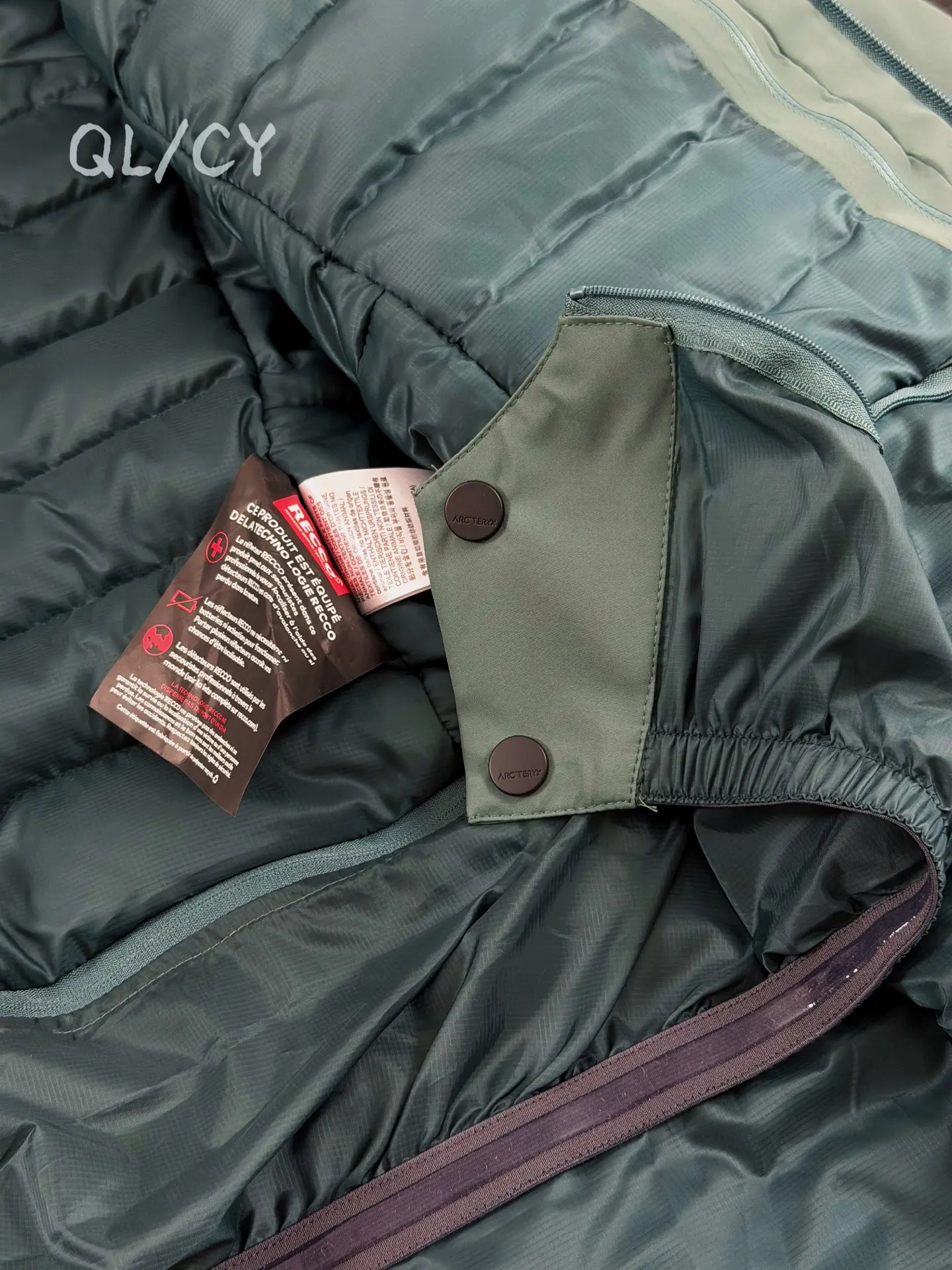 Nita Down GORE-TEX Hooded Puffer Jacket D58020962 — view 8
