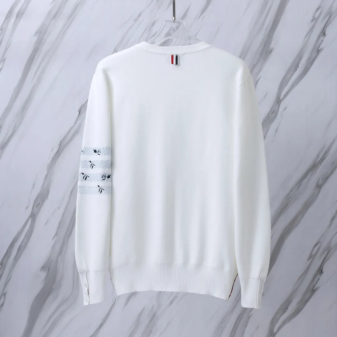 Embroidered Rose 4-Bar Crew-Neck Sweater D24013103 — view 3