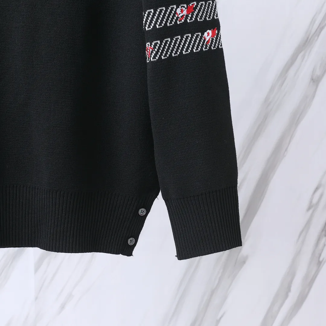 Rose Embroidered 4-Bar Stripe Crew-Neck Sweater D24013100 — view 7