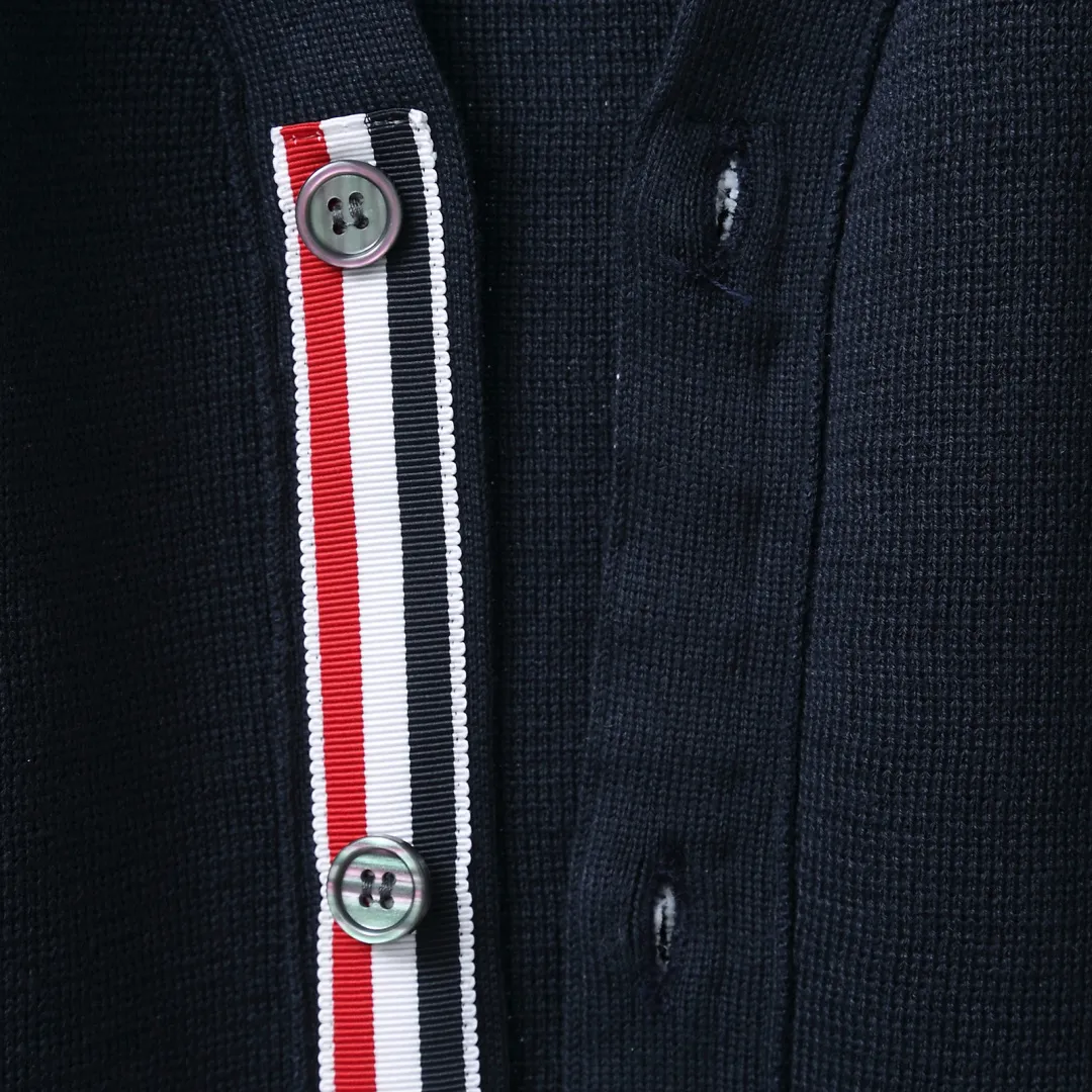 Floral Embroidery 4-Bar Stripe Knit Cardigan D25013093 — view 8