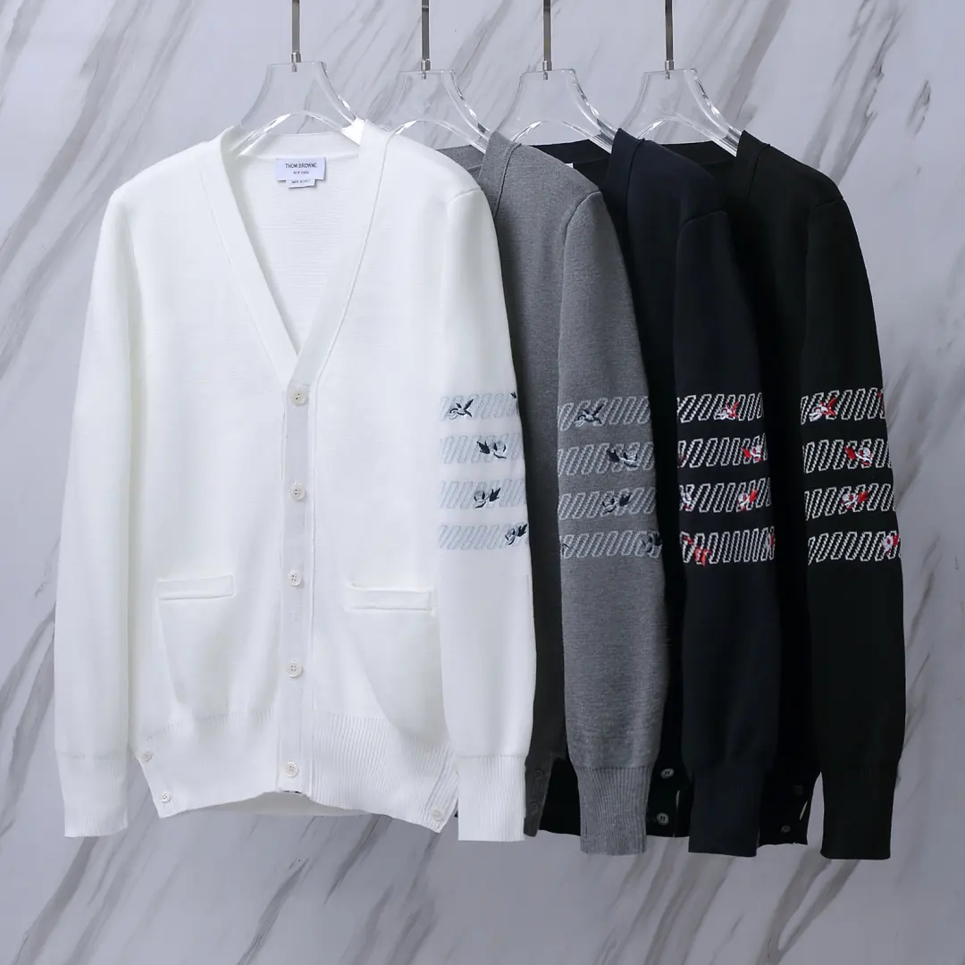 Floral Embroidery 4-Bar Stripe Knit Cardigan D25013094