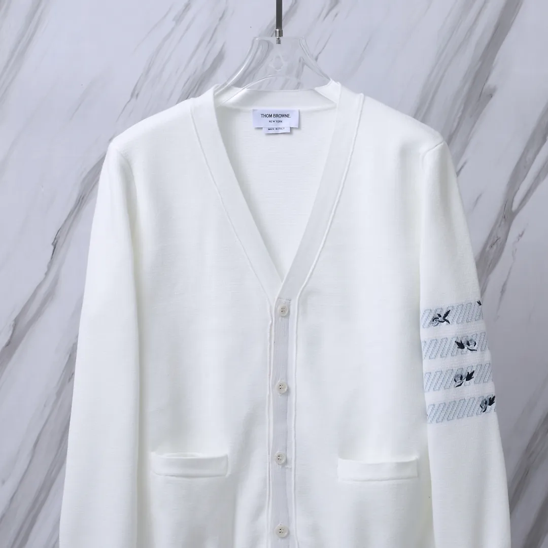 Floral Embroidery 4-Bar Stripe Knit Cardigan D25013095 — view 5