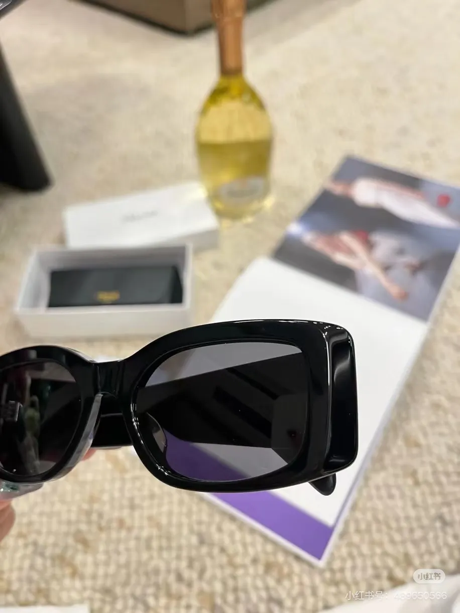 Celine Oversized Square Sunglasses D20017738 — view 3