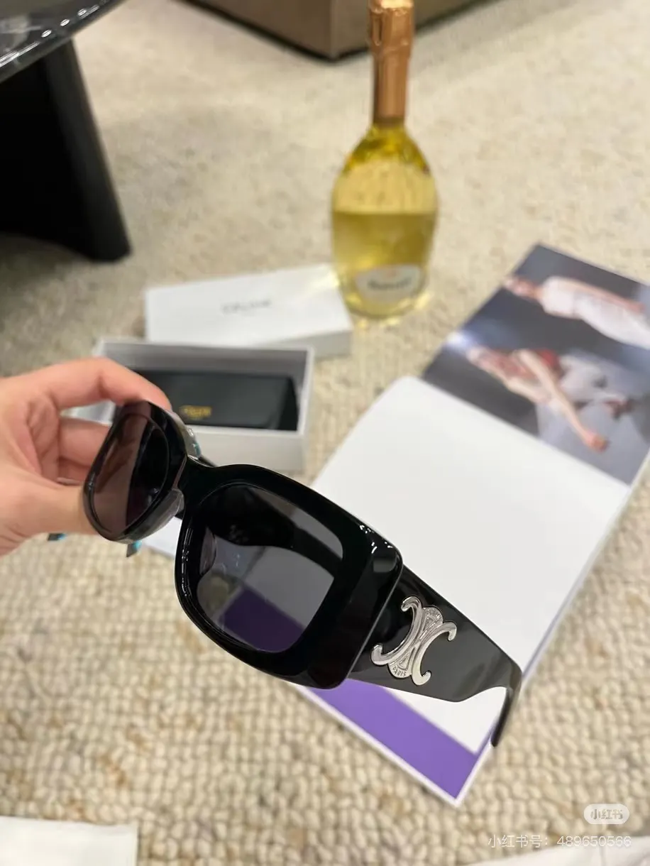 Celine Oversized Square Sunglasses D20017738 — view 7