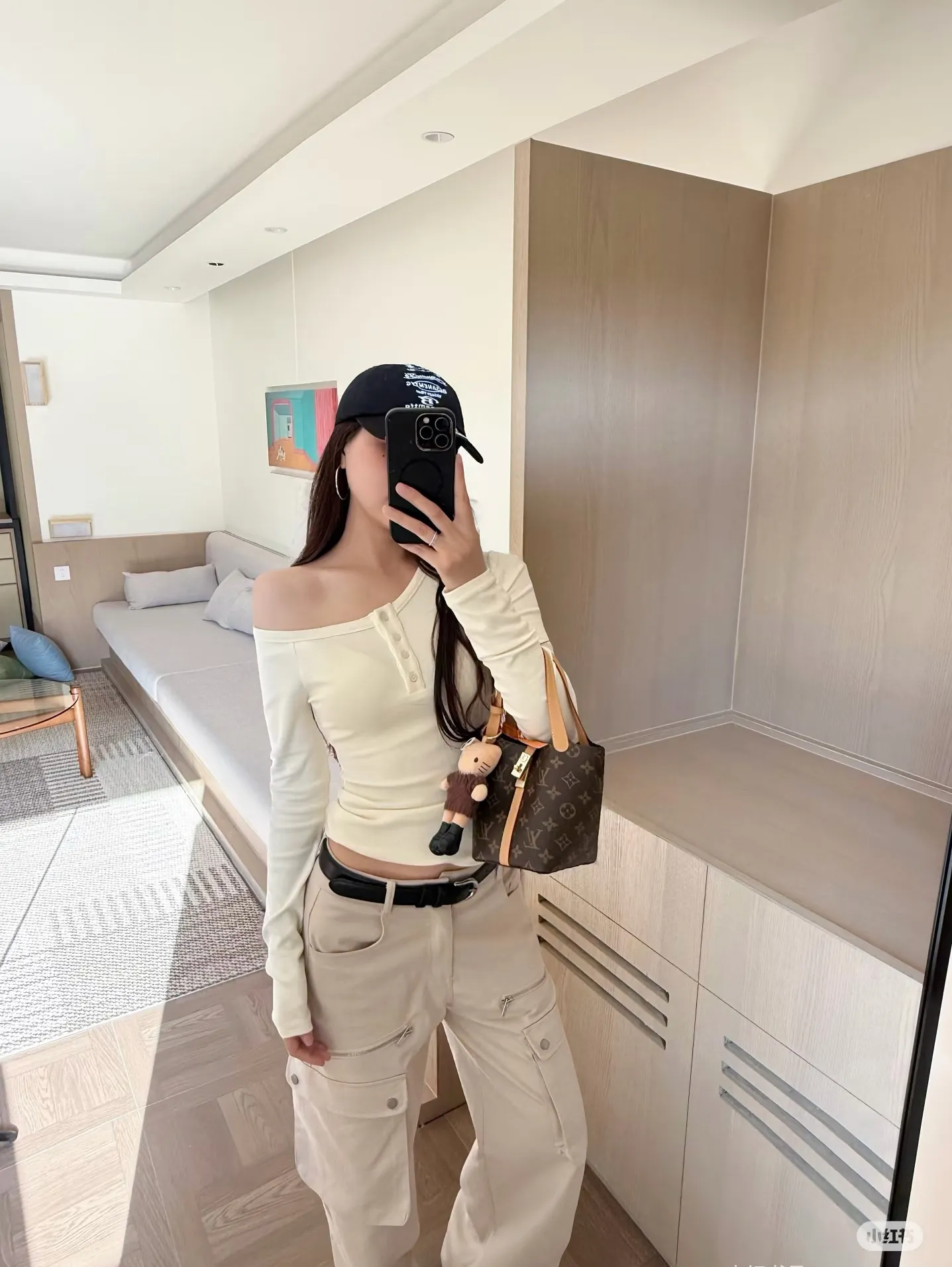 Monogram Canvas Bucket Bag D30017837 — view 4