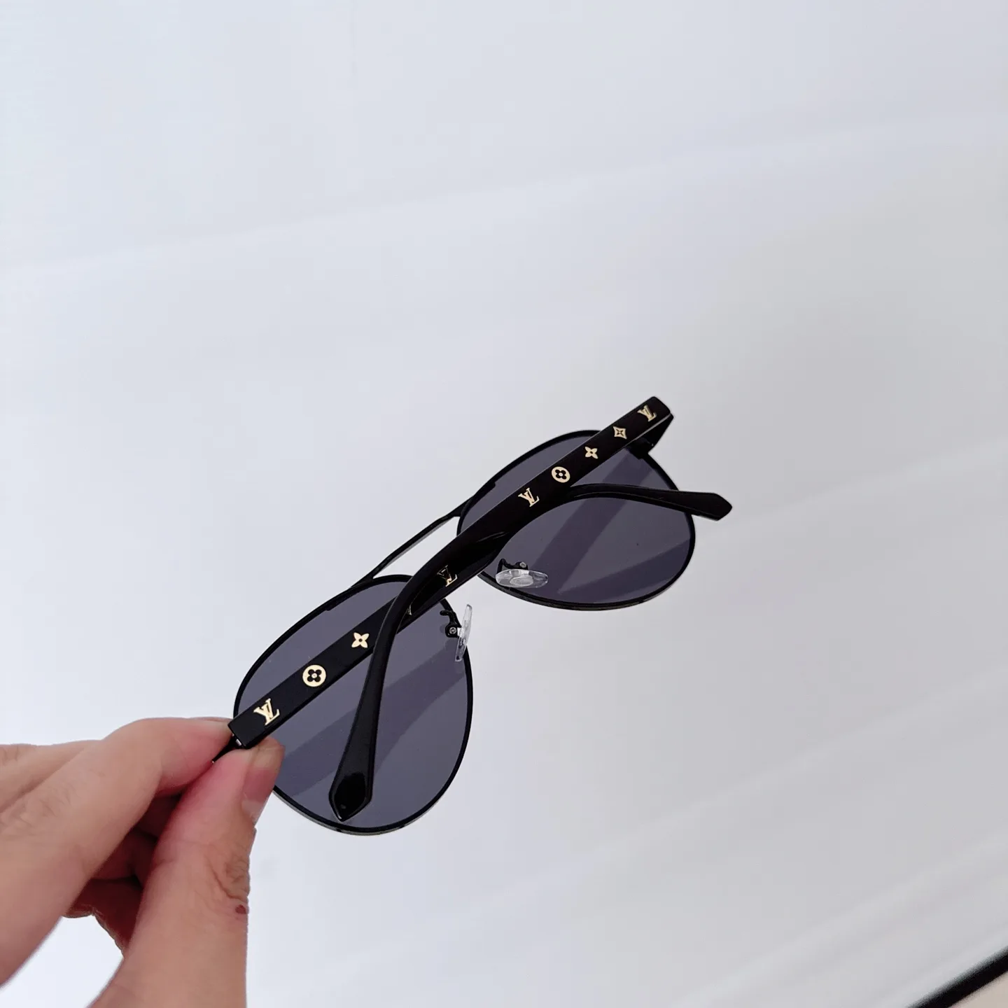 Louis Vuitton Men's Square-Frame Sunglasses D21017745 — view 3