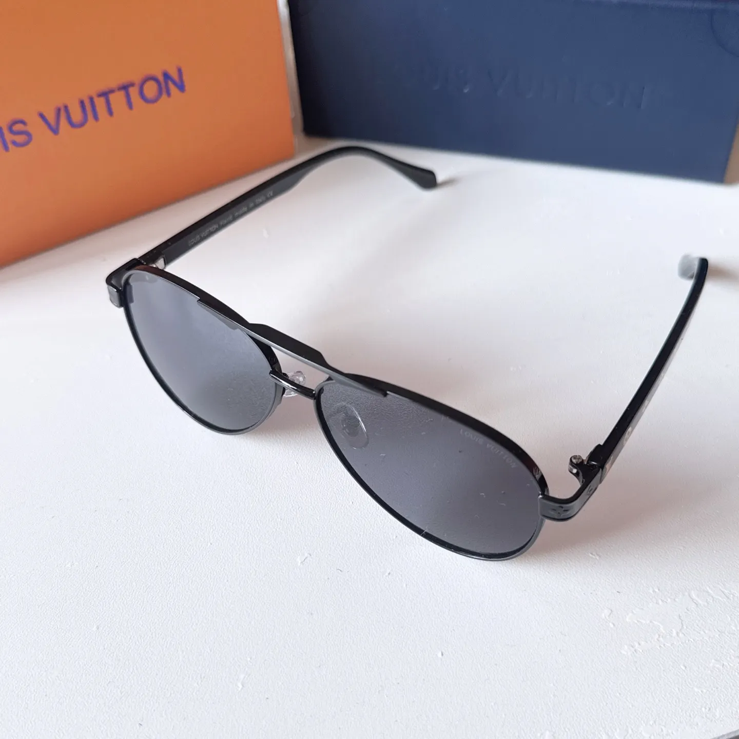 Louis Vuitton Square-Frame Sunglasses D21017744 — view 7