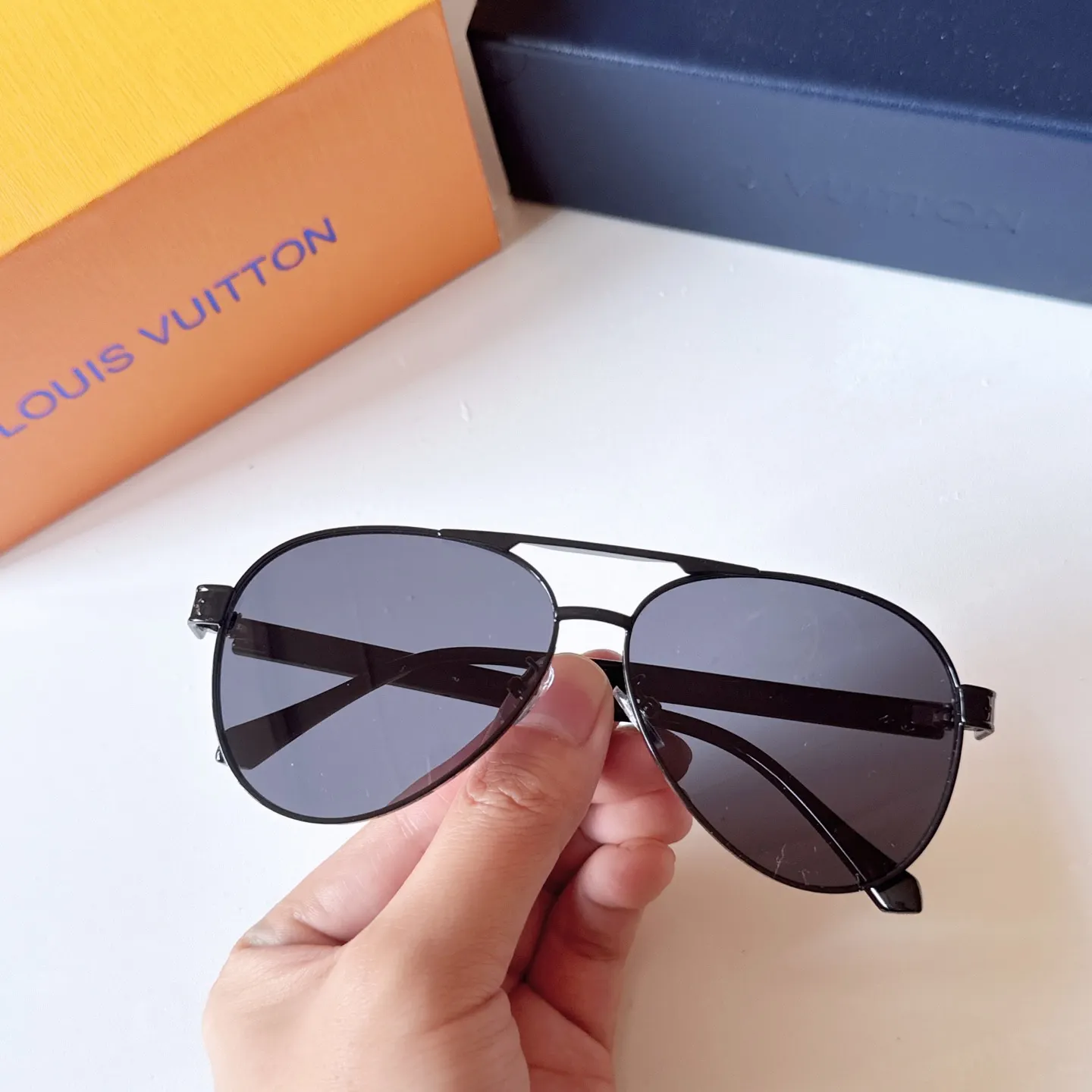 Louis Vuitton Square-Frame Sunglasses D21017744 — view 8