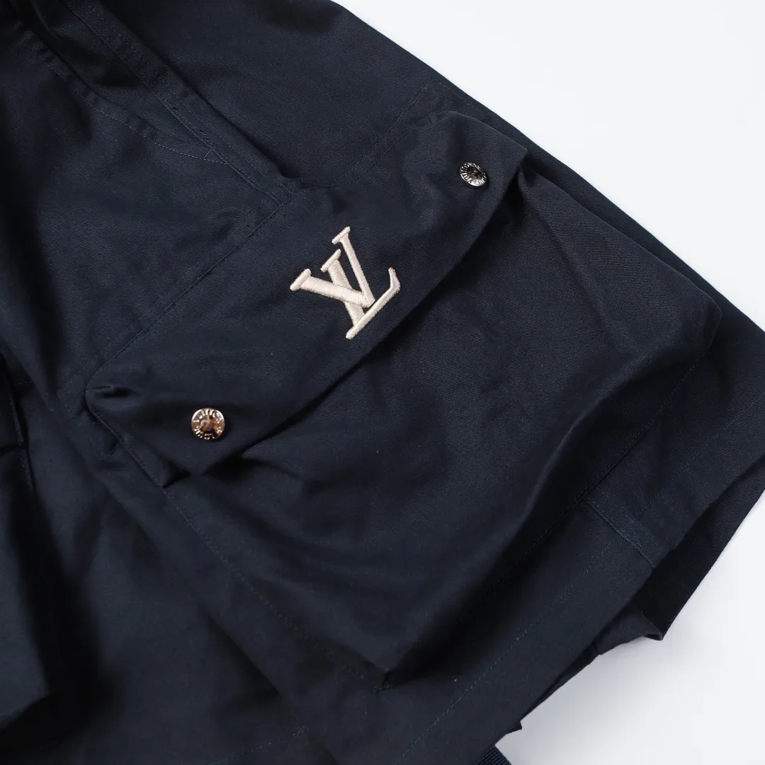 Logo-Embroidered Cotton-Blend Cargo Shorts D19013255 — view 7