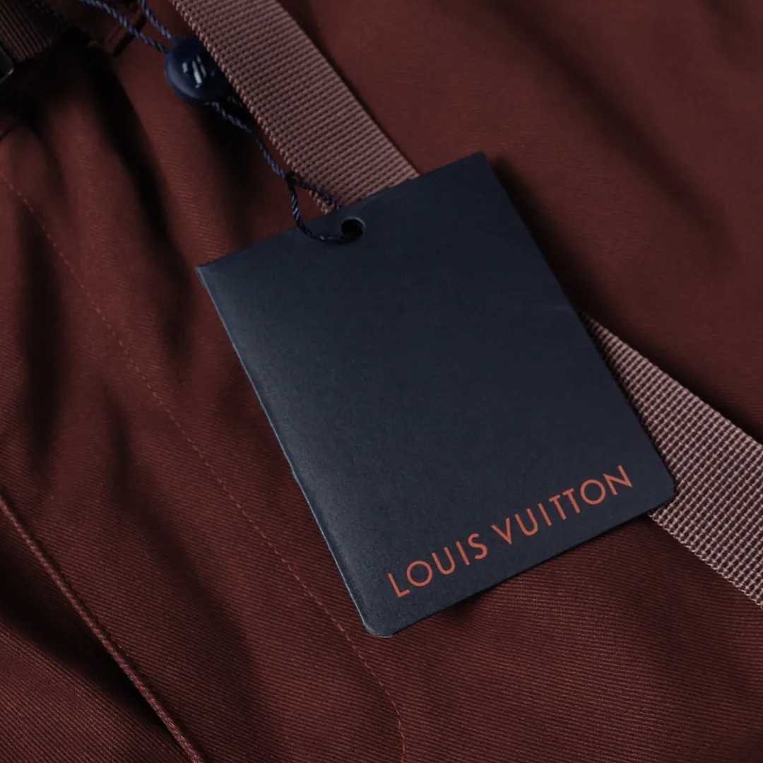 Logo-Embroidered Cotton-Blend Cargo Shorts D19013254 — view 8