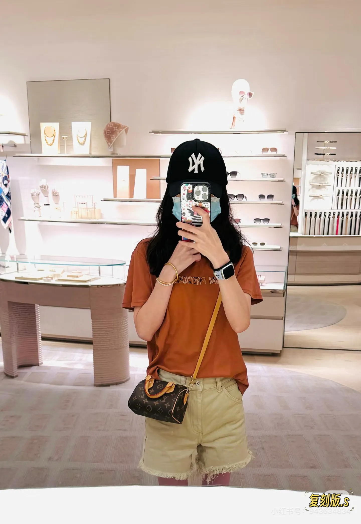 Monogram Mini Speedy Bandoulière Bag D39018387 — view 4