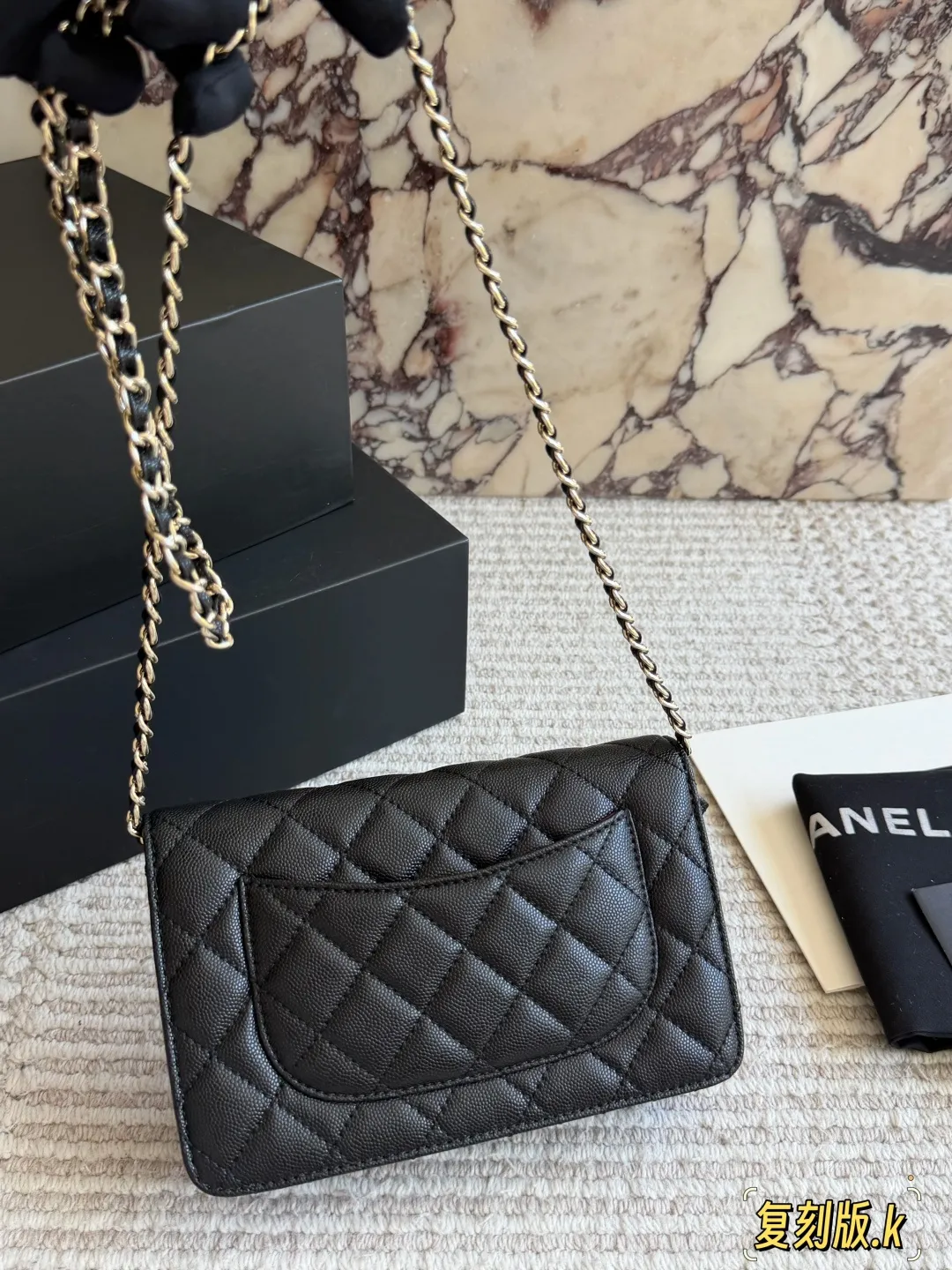 Caviar Leather Wallet On Chain (WOC) D31018230 — view 7