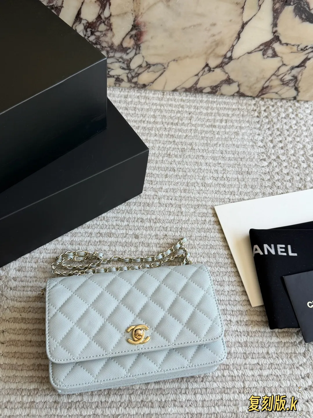 Caviar Leather Wallet On Chain (WOC) D31018230 — view 14
