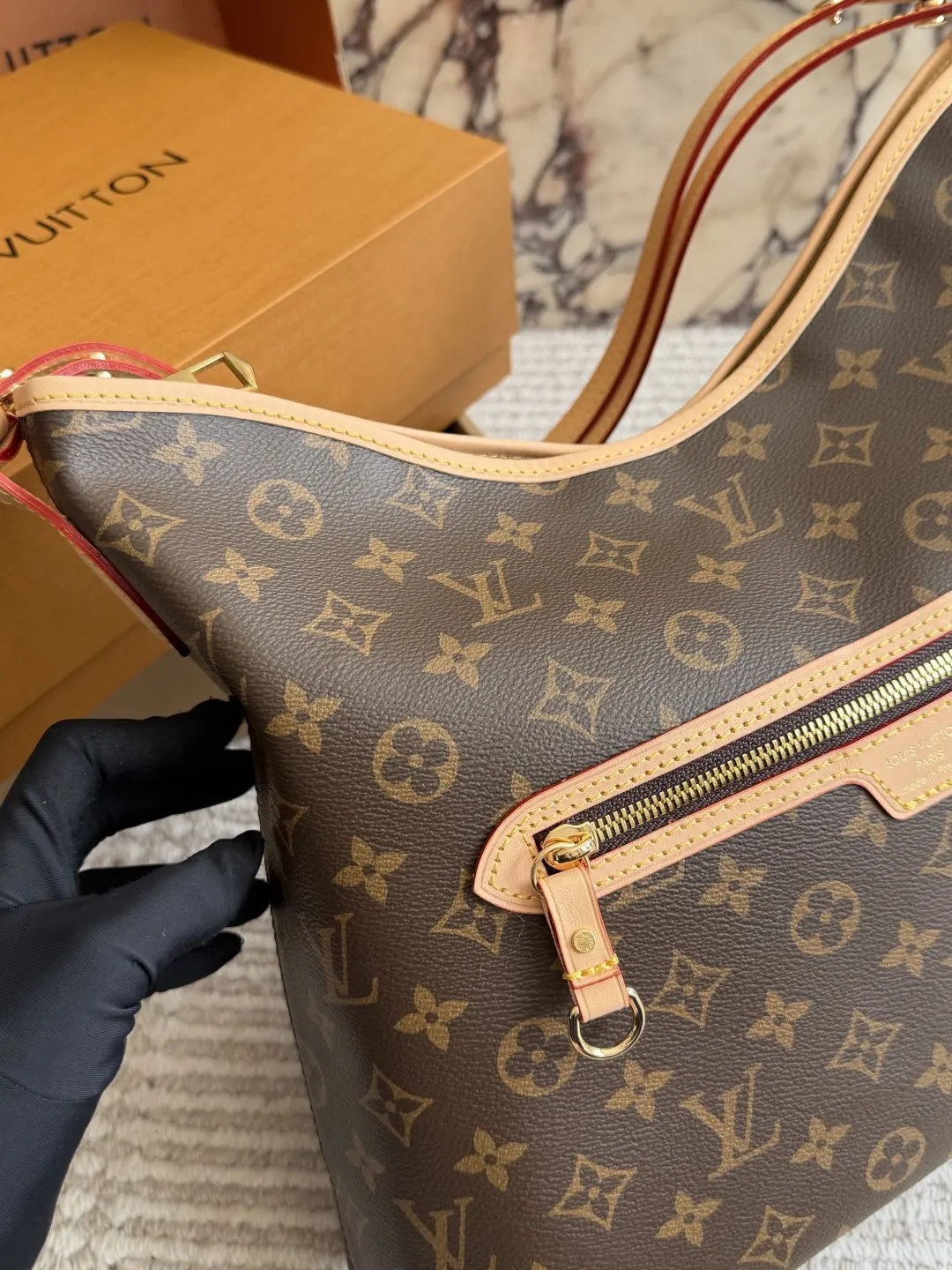 Monogram Hobo Shoulder Bag D36017880 — view 3