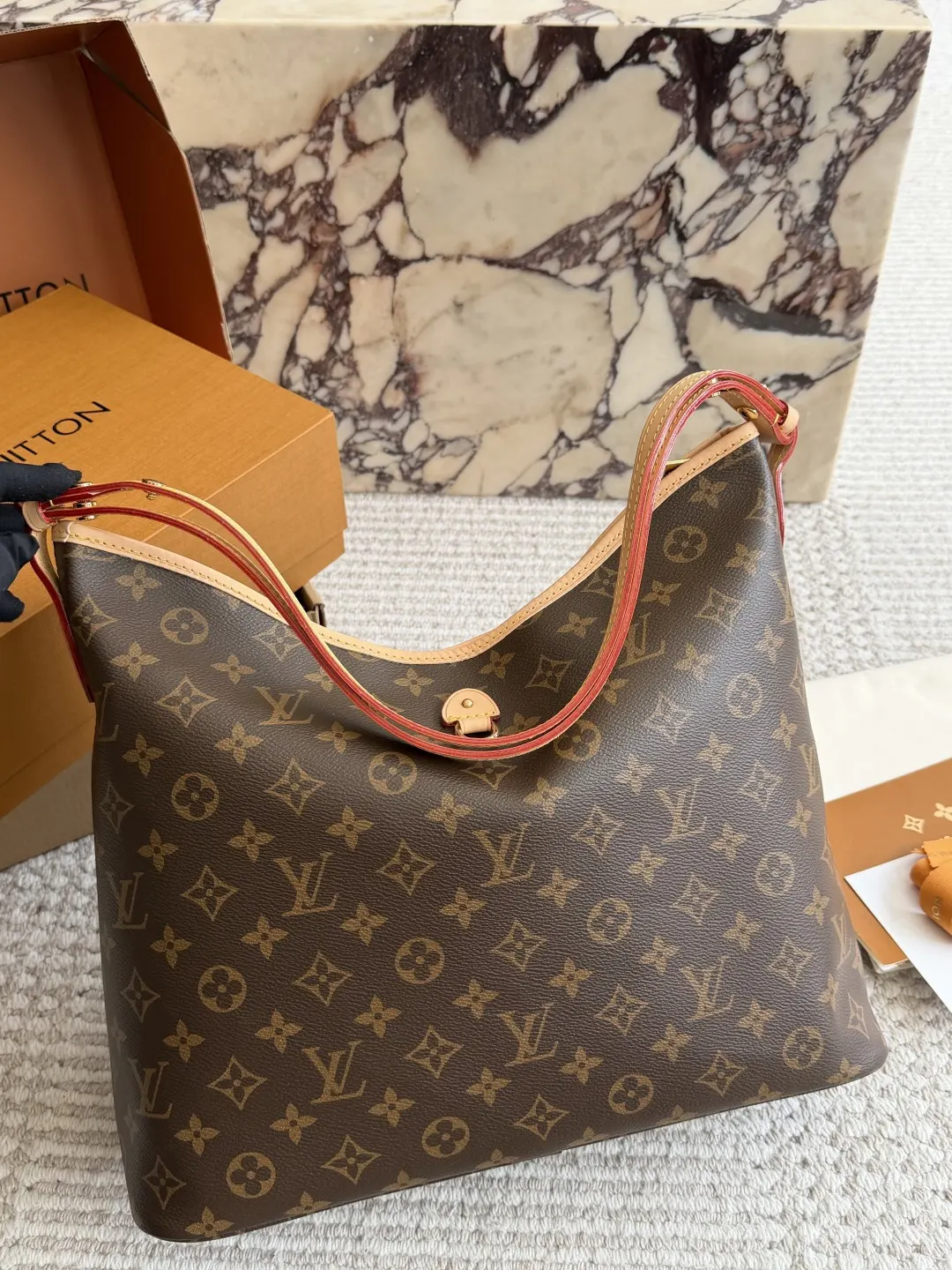 Monogram Hobo Shoulder Bag D36017880 — view 6