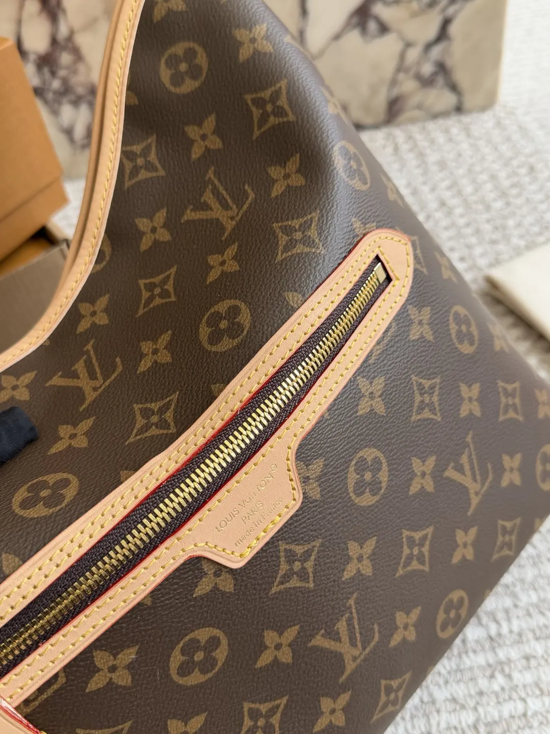 Monogram Hobo Shoulder Bag D36017880 — view 8