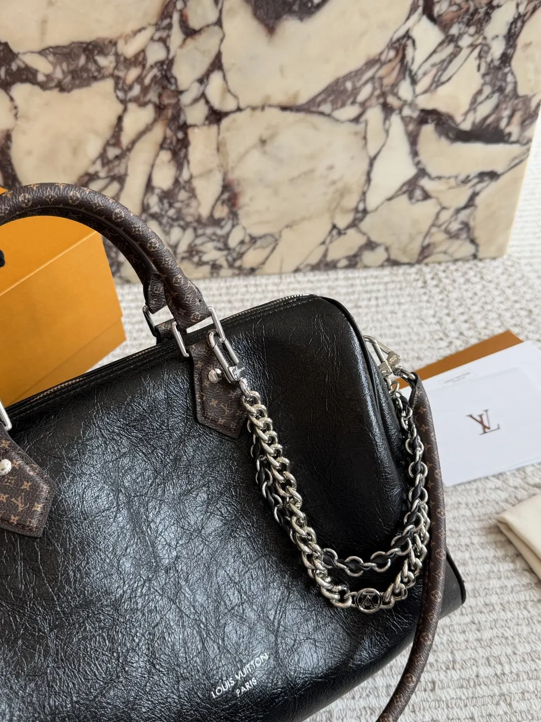 Speedy 30 Top-Handle Bag with Chain Strap D37017875 — view 3