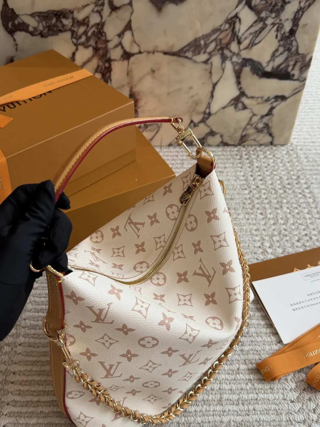 Monogram Multipass Hobo Bag D35518154 — view 2