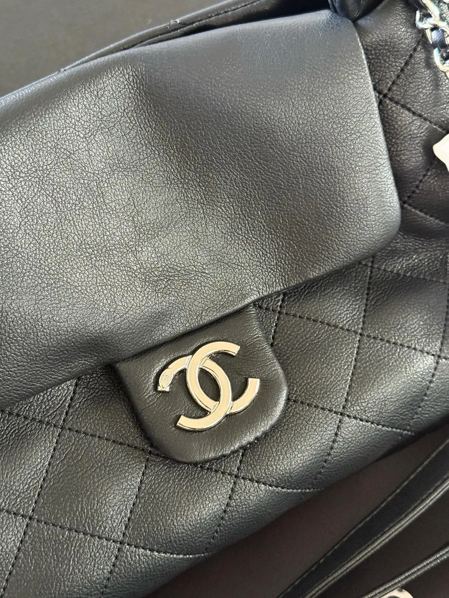 Chanel Quilted Leather Crossbody Bag D27518224 — view 3