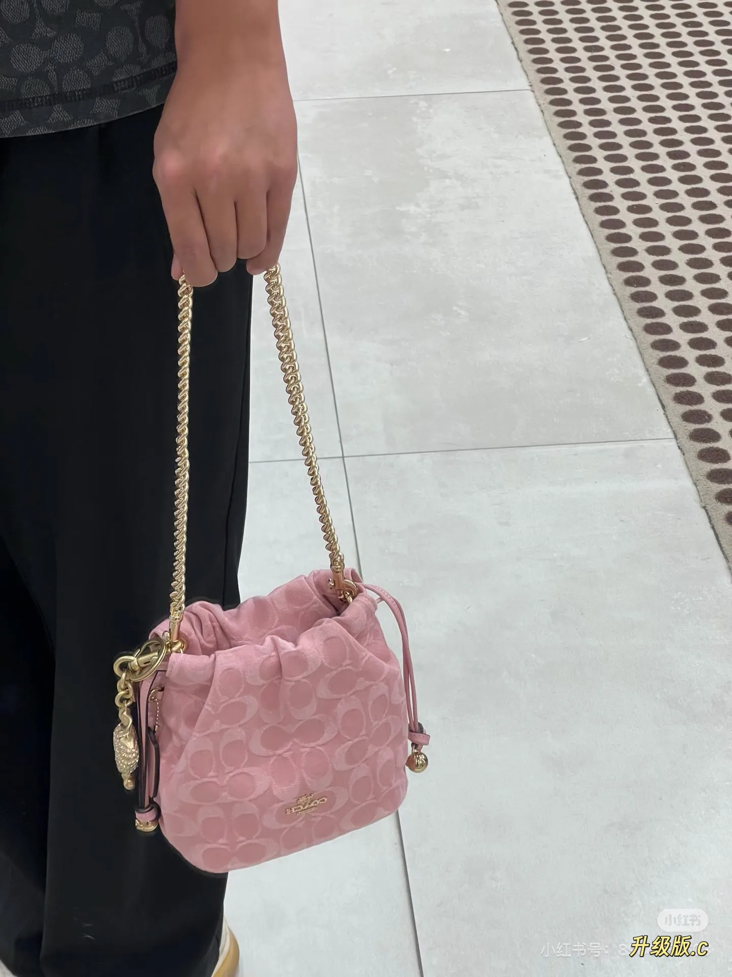 Coach Signature Monogram Bucket Bag D34517901 — view 2