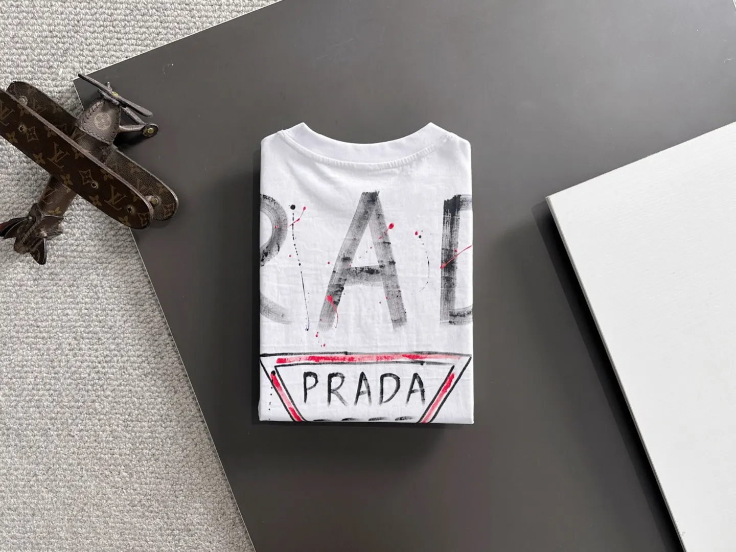 Logo Graphic Cotton T-Shirt D18013557 — view 8