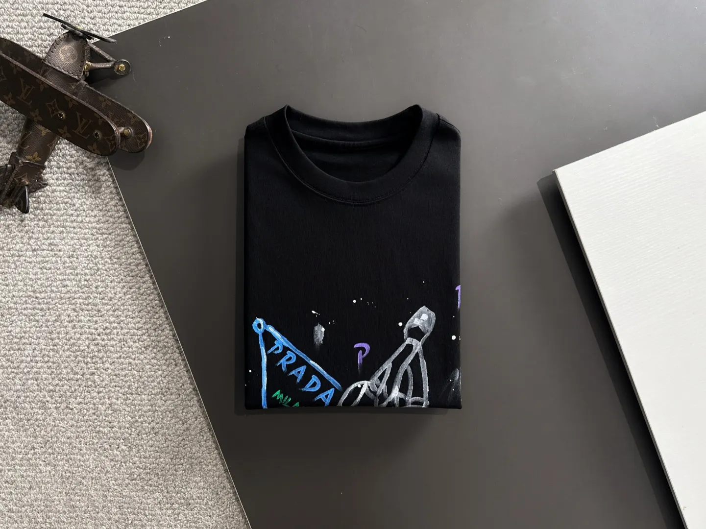Prada Graphic Print Cotton T-Shirt D18013564 — view 8