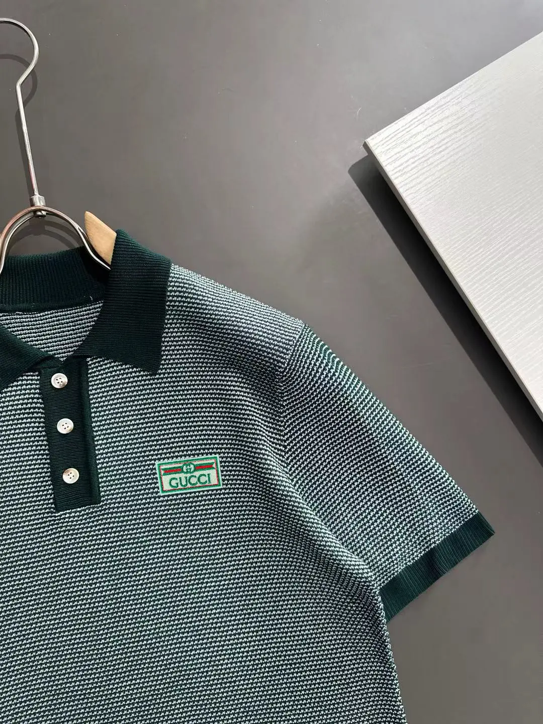 Contrast-Collar Striped Knit Polo Shirt D20015252 — view 2