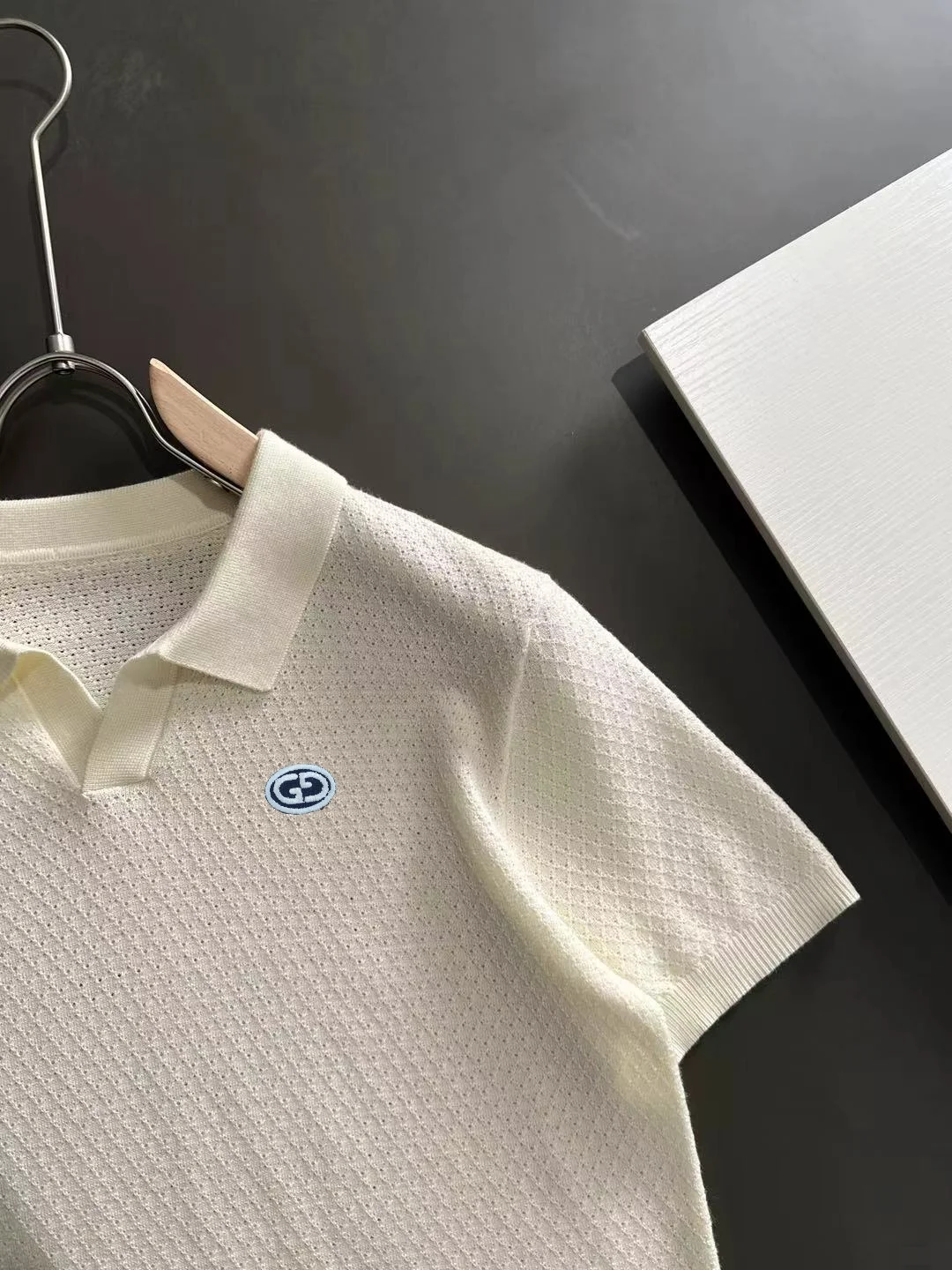 Textured Knit V-Neck Polo Shirt D20015186 — view 2