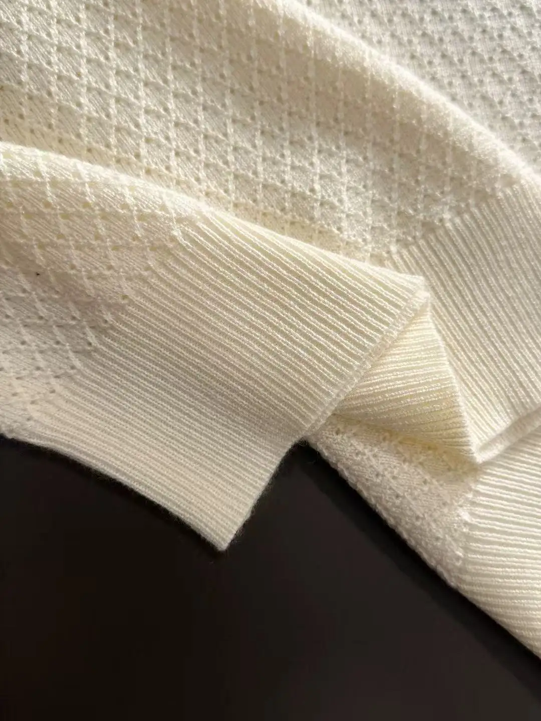 Textured Knit V-Neck Polo Shirt D20015186 — view 6