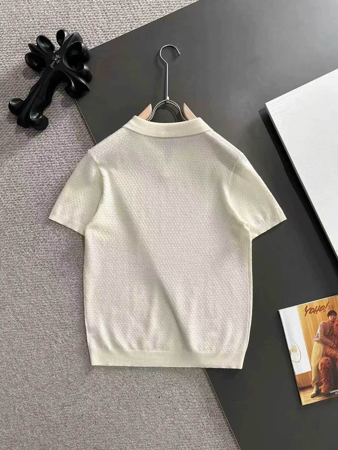 Textured Knit V-Neck Polo Shirt D20015186 — view 9