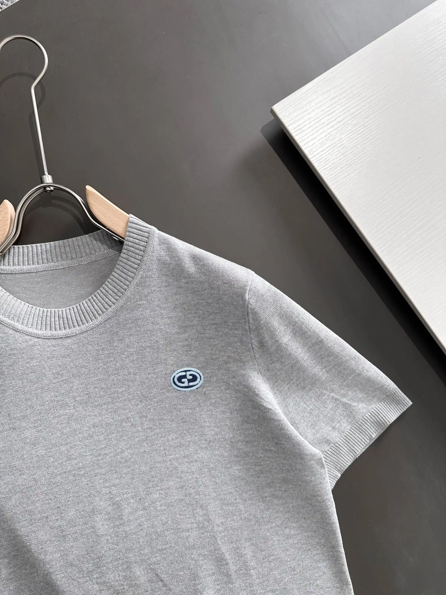 Logo-Embroidered Silk-Blend Knit T-Shirt D20015207 — view 2