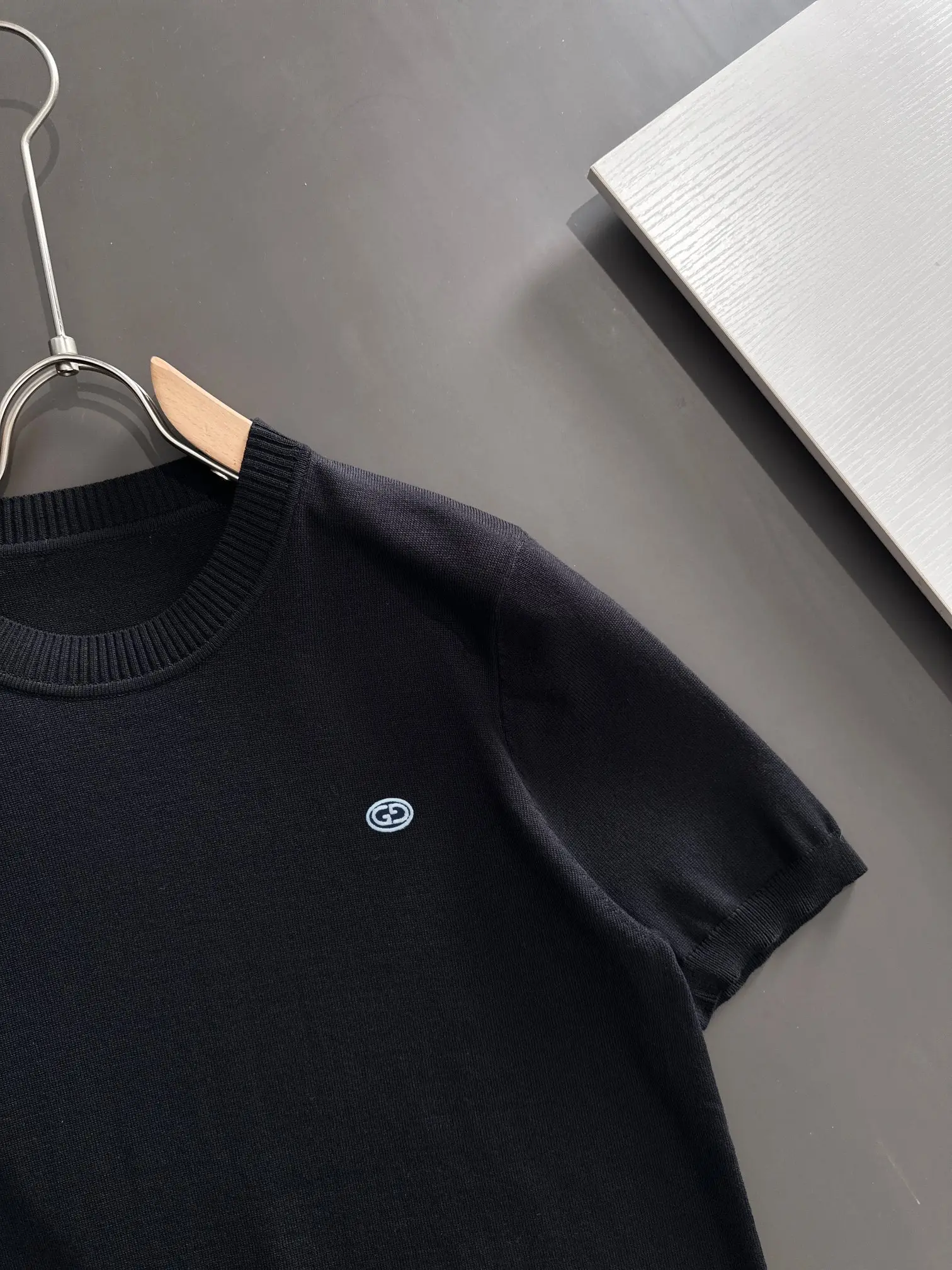 Logo-Embroidered Silk-Blend Knit T-Shirt D20015206 — view 2