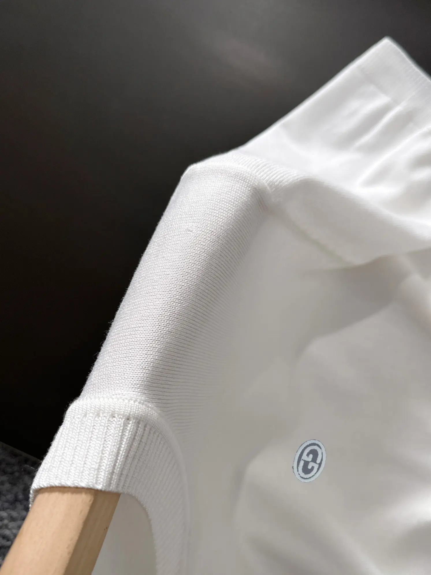 Logo-Embroidered Fine-Knit T-Shirt D20015208 — view 4