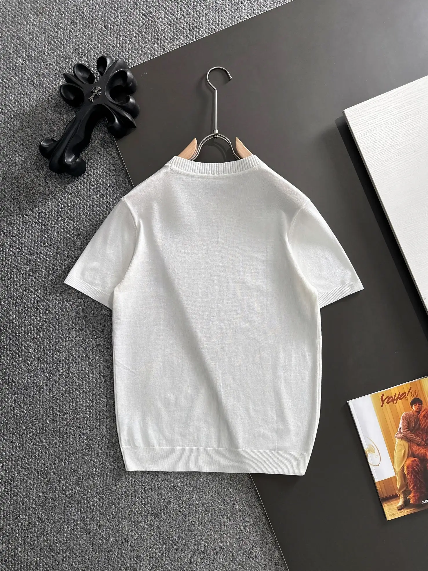 Logo-Embroidered Fine-Knit T-Shirt D20015208 — view 9