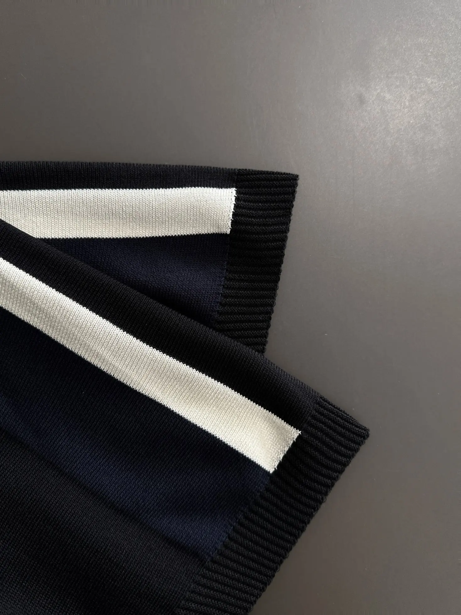 Striped Knit Half-Zip Polo Shirt D20015265 — view 5