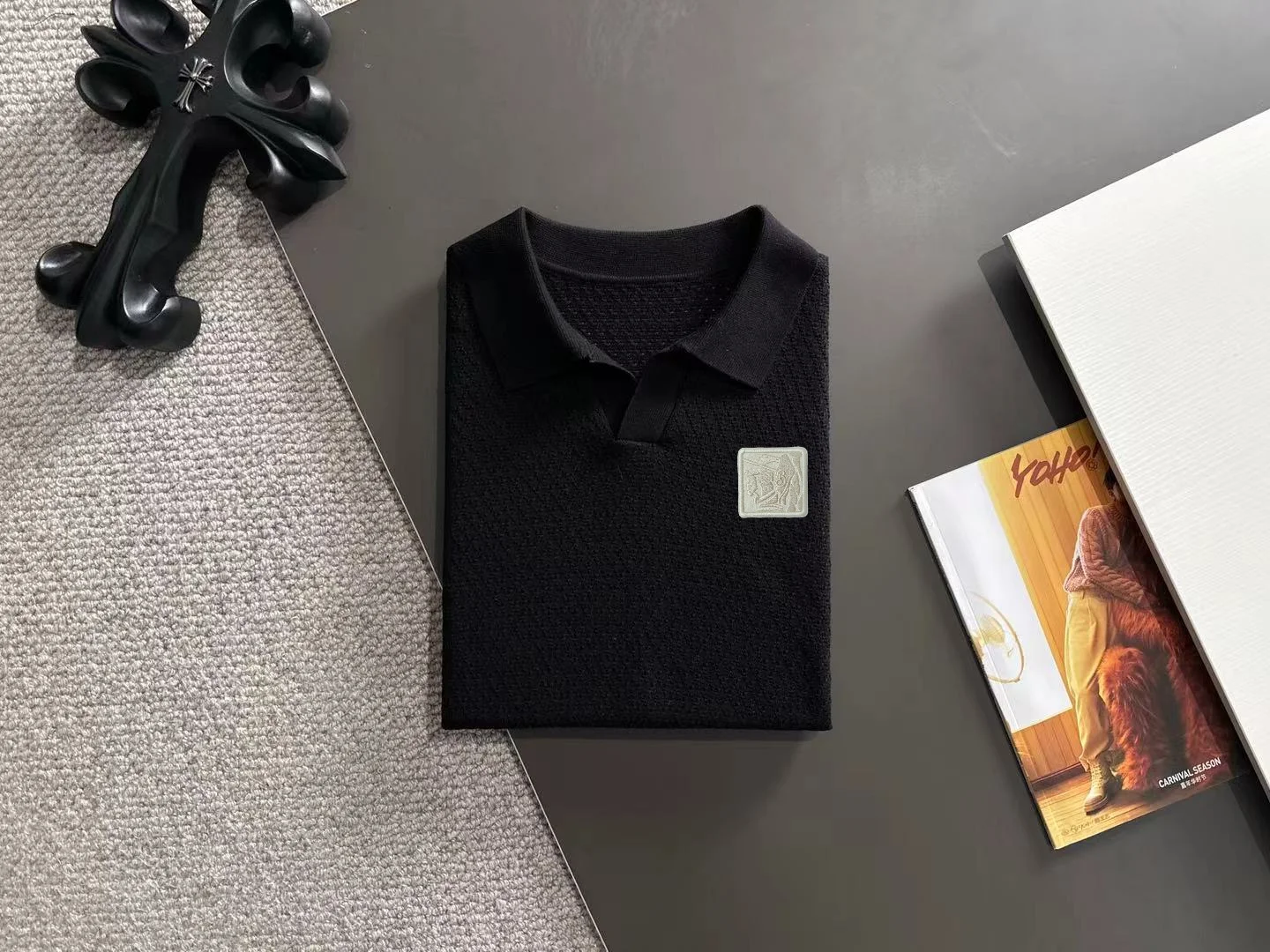 Textured Knit V-Neck Polo Shirt D20015258 — view 8