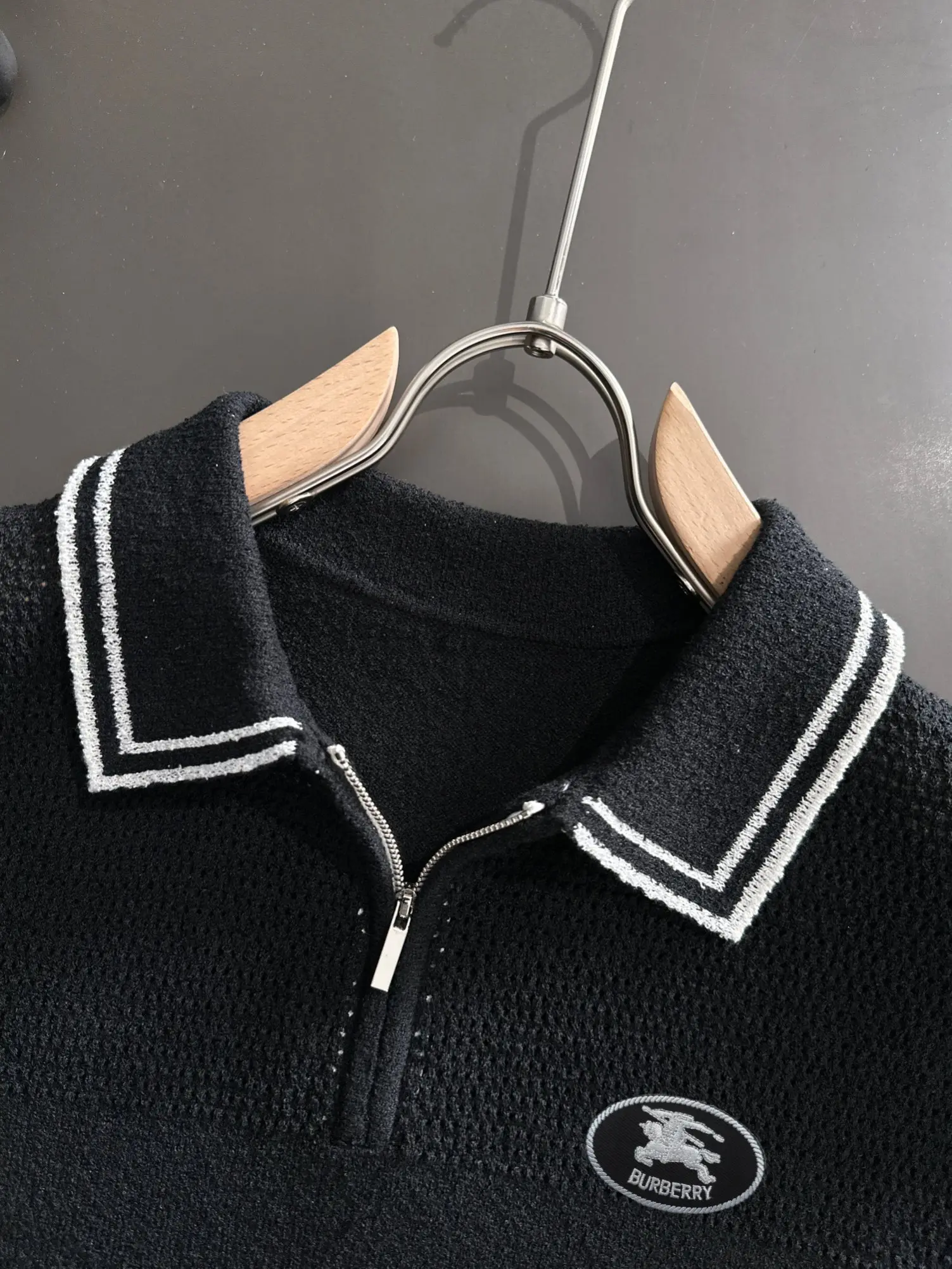 Contrast-Trim Half-Zip Knit Polo Shirt D20015195 — view 3