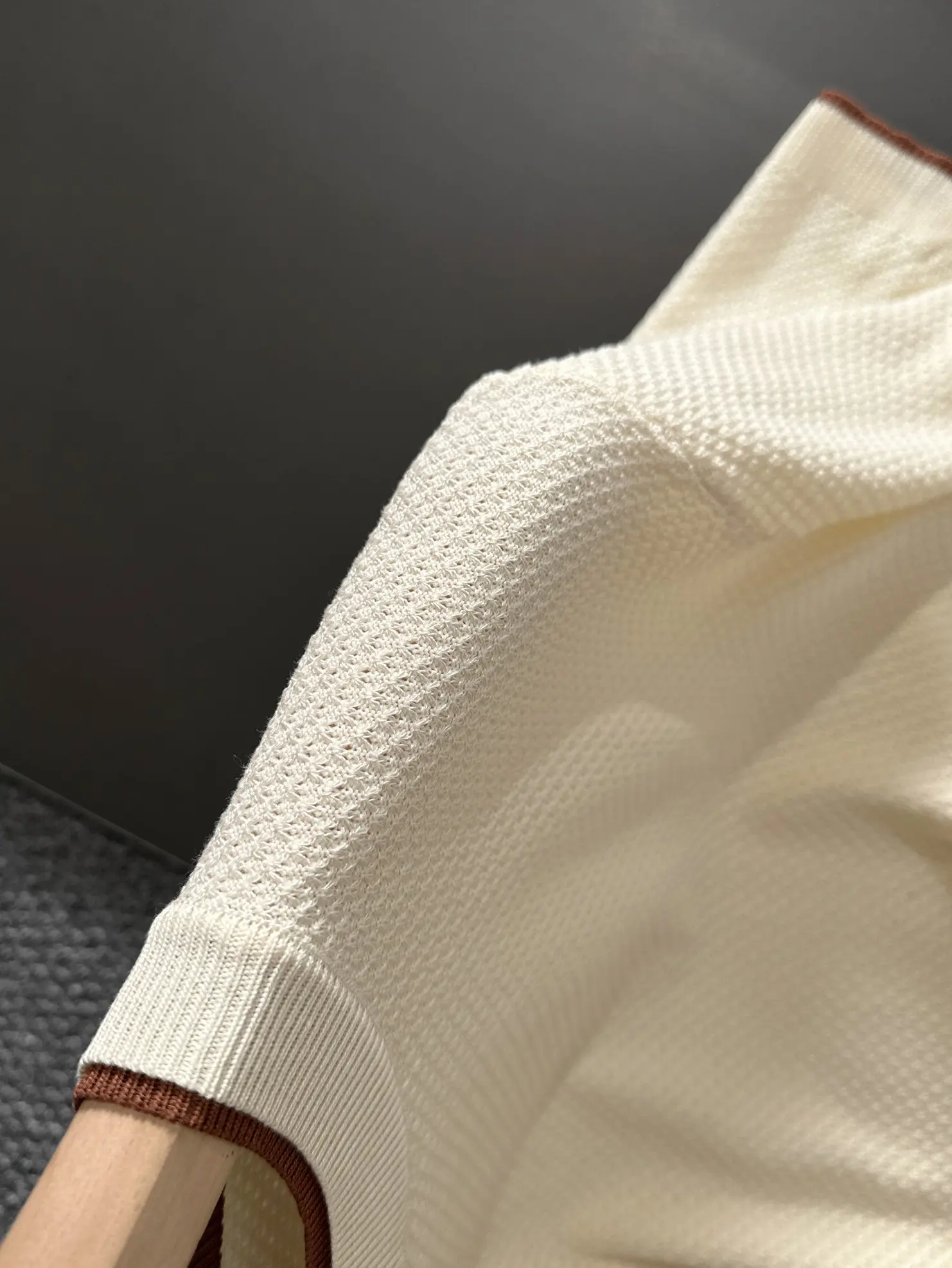 Textured Knit Layered-Effect T-Shirt D20015209 — view 4