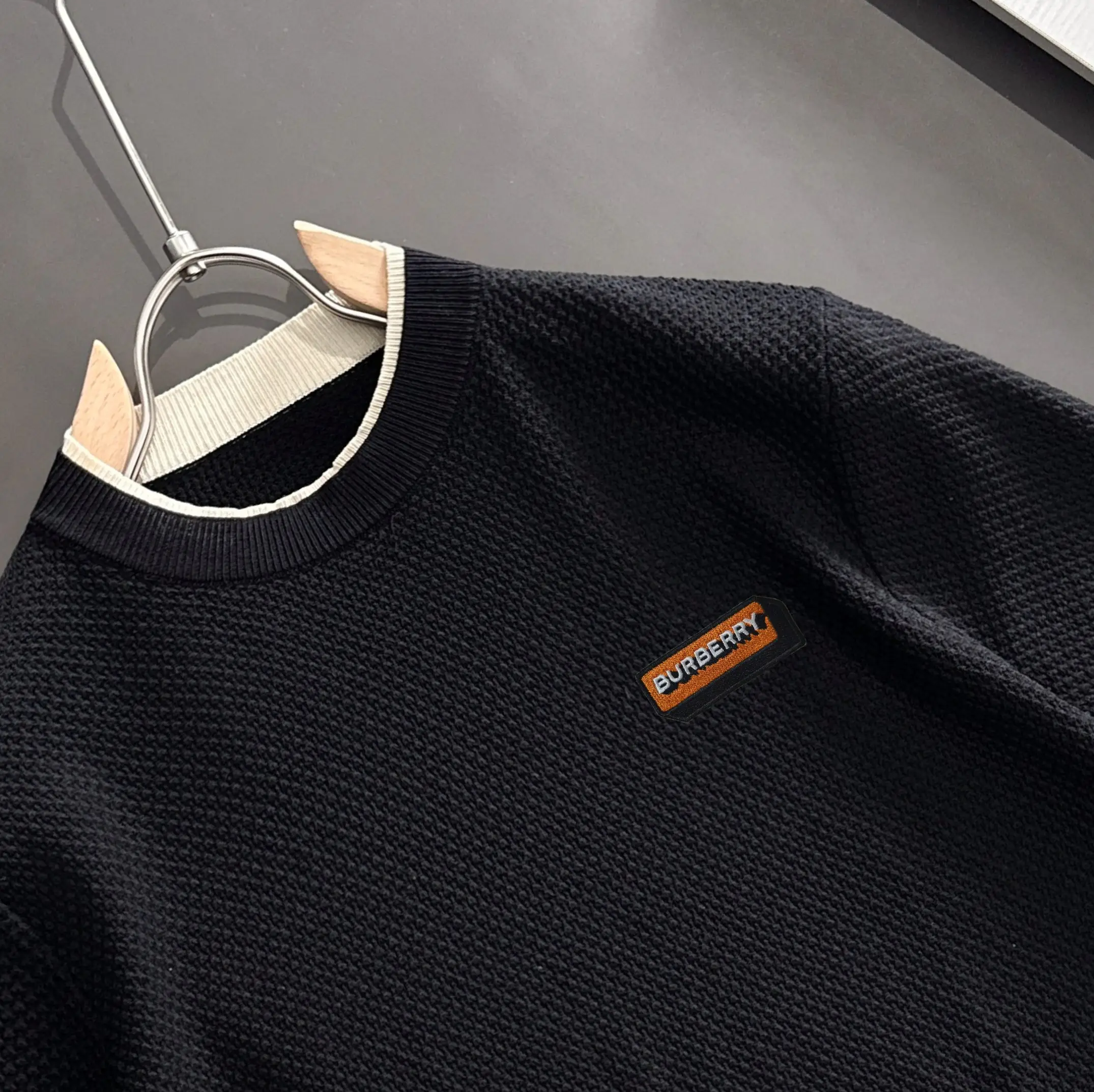 Contrast-Trim Waffle-Knit T-Shirt D20015210 — view 2