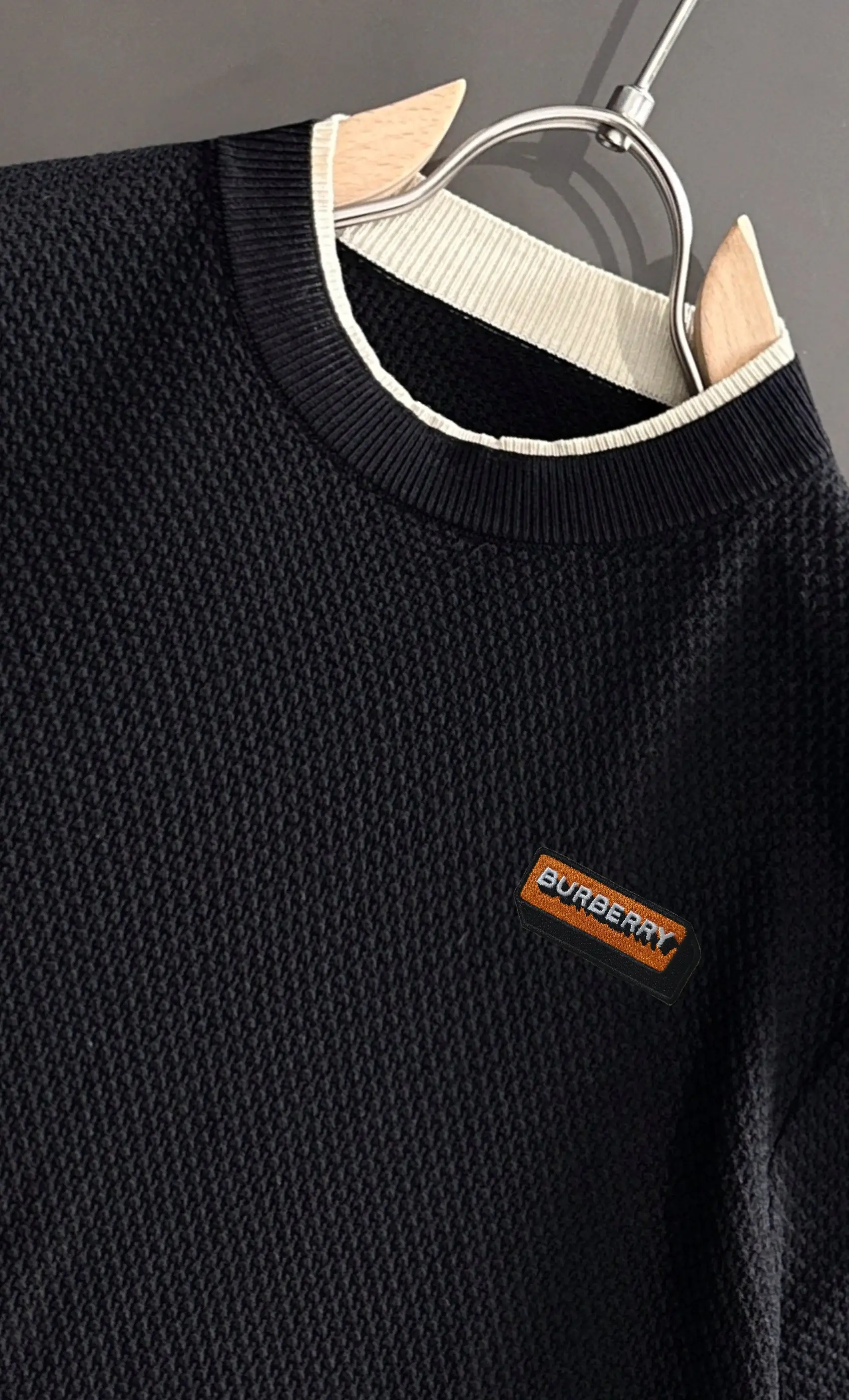 Contrast-Trim Waffle-Knit T-Shirt D20015210 — view 3