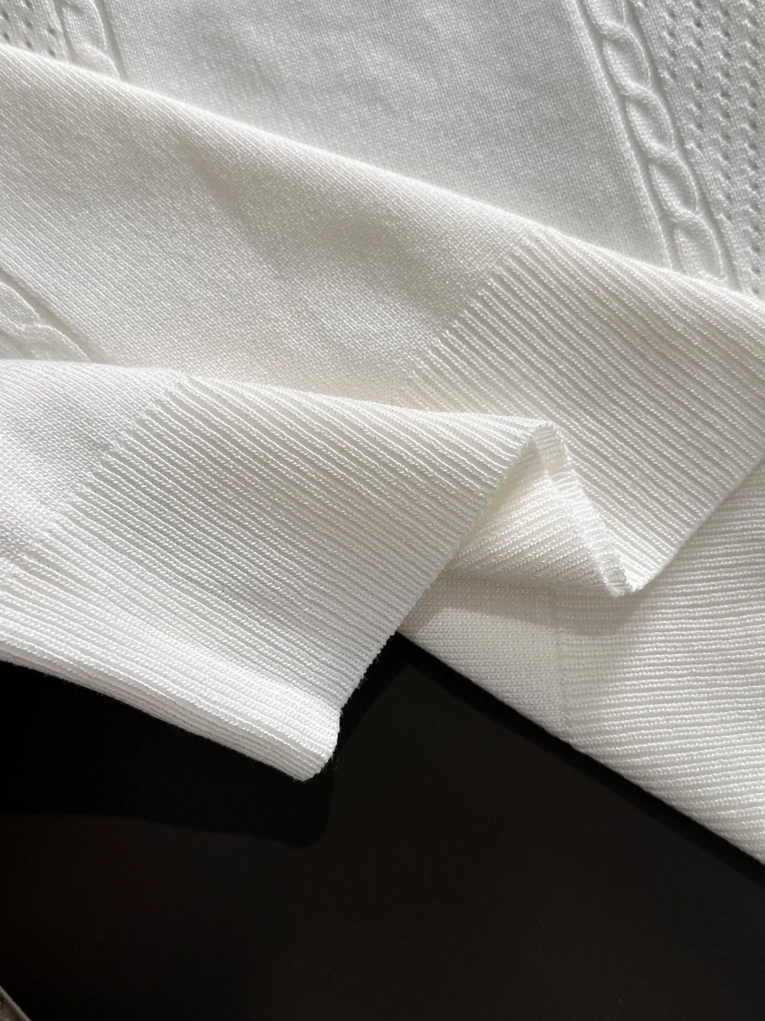 Contrast-Tip Half-Zip Knit Polo Shirt D20015219 — view 5