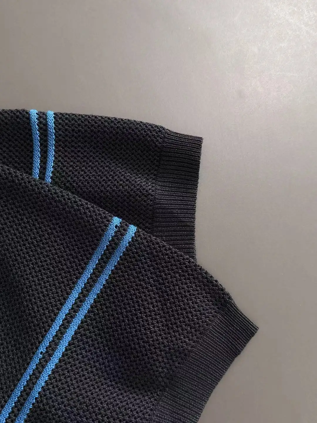 Striped Knit Half-Zip Polo Shirt D20015193 — view 5